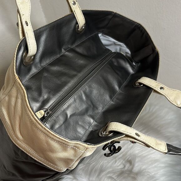 💯Authentic Chanel Tote Bag- Large Size 🍀 - Picture 13 of 16